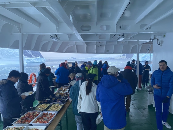 HDS30-26, Day 5, IMG_9561 © Unknown photographer - Oceanwide Expeditions.JPG