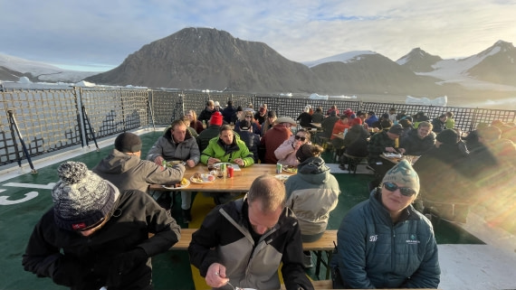 OTL30b26, Day 6, IMG_E6845.JPG © Unknown photographer - Oceanwide Expediti.JPG