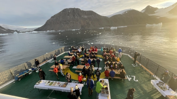 OTL30b26, Day 6, IMG_E6853.JPG © Unknown photographer - Oceanwide Expeditions.JPG