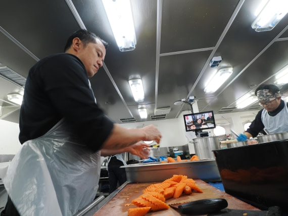 OTL30b26, Day 8, APMG9579.JPG © Andy Perkins - Oceanwide Expeditions.JPG