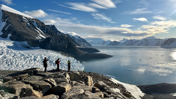 OTL30b26, Day 9, IMG_9709.jpeg © Allan White - Oceanwide Expeditions.jpeg