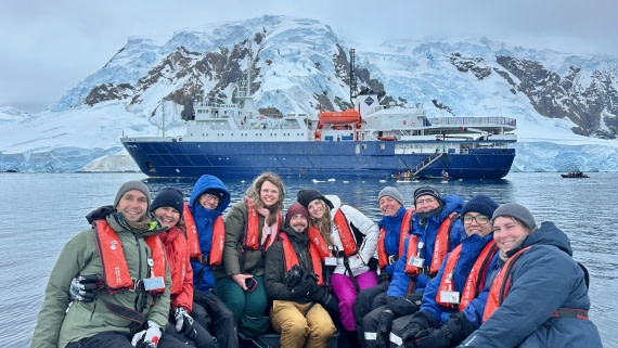 OTL30b26, Day 11, IMG_9753.jpeg © Allan White - Oceanwide Expeditions.jpeg