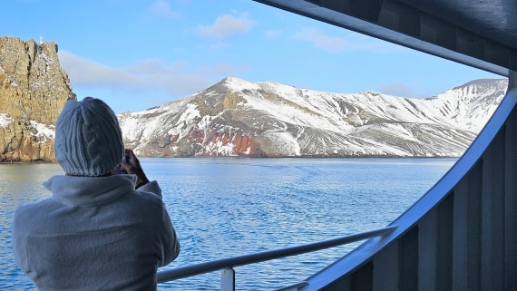 HDS31-26, Day 9, Sassi - 28MAR - Whalers 3 © Saskia van der Meij - Oceanwide Expeditions.jpg