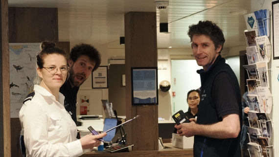 OTL31a26, Day 1, APMG9931.JPG © Andy Perkins - Oceanwide Expeditions.JPG