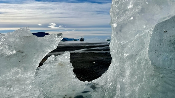 OTL31a26, Day 5, IMG_0884.jpg © Unknown Photographer - Oceanwide Expeditions.jpg