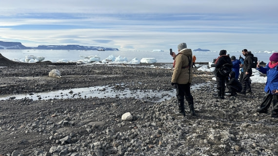 OTL31a26, Day 5, IMG_0888.jpg © Unknown Photographer - Oceanwide Expeditions.jpg