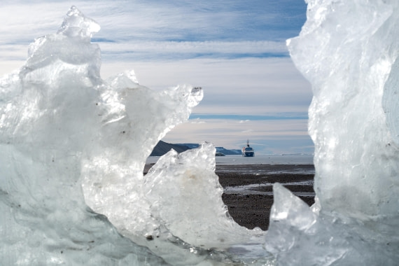 OTL31a26, Day 5, L1280173.jpg © Unknown Photographer - Oceanwide Expeditions.jpg