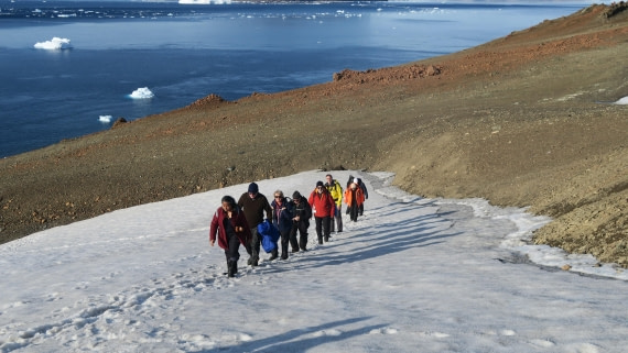 OTL31a26, Day 7, Camp Point 23Mar PM Narly 2.JPG © Hélène de Méringo - Oceanwide Expeditions.JPG