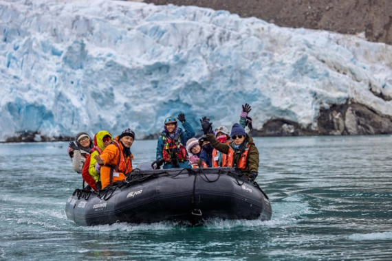 OTL07-26, Day 8, Picture14.png © Unknown Photographer - Oceanwide Expeditions.png