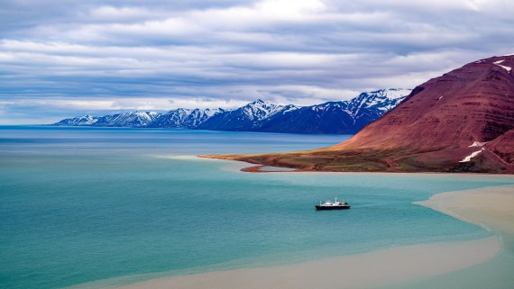 Plancius im Bockfjord, bei den warmen Quellen