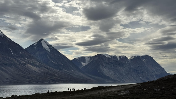 HDS10-26, Day 7, hikersreturnafternoon-Meike.JPG © Meike Sjoer - Oceanwide Expeditions.JPG