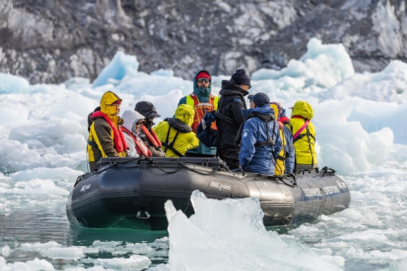 HDS11-26, Day 12, 5D5A8003.jpg © Unknown Photographer - Oceanwide Expeditions.jpg