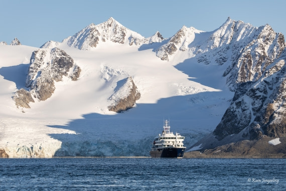 HDS11-26, Day 12, 5D5A8135.jpg © Unknown Photographer - Oceanwide Expeditions.jpg