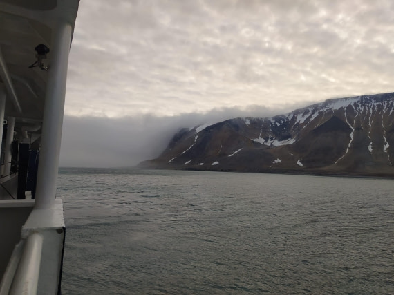 OTL13-26, Day 8, Hornsund approach.jpeg © Unknown Photographer - Oceanwide Expeditions.jpeg