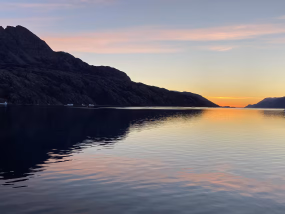 Sunrise from Hondius