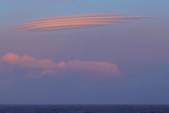 Altocumulus lenticularis at dawn