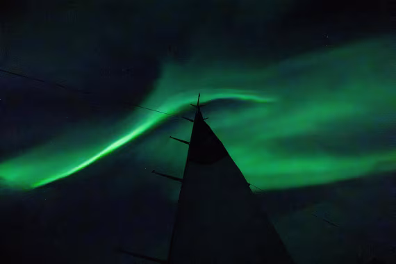 Sailing in a solar storm