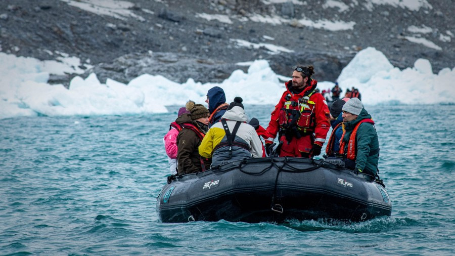 Liefdefjorden - Texas Bar &amp; Monacobreen
