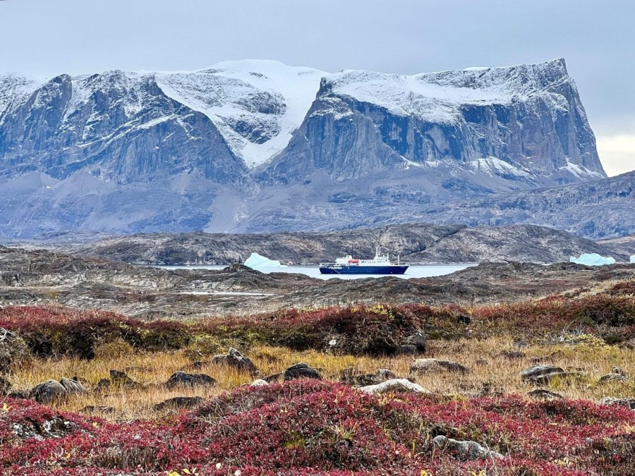 Ikaasakjiip (Milne Land) &amp; Bjørneøer