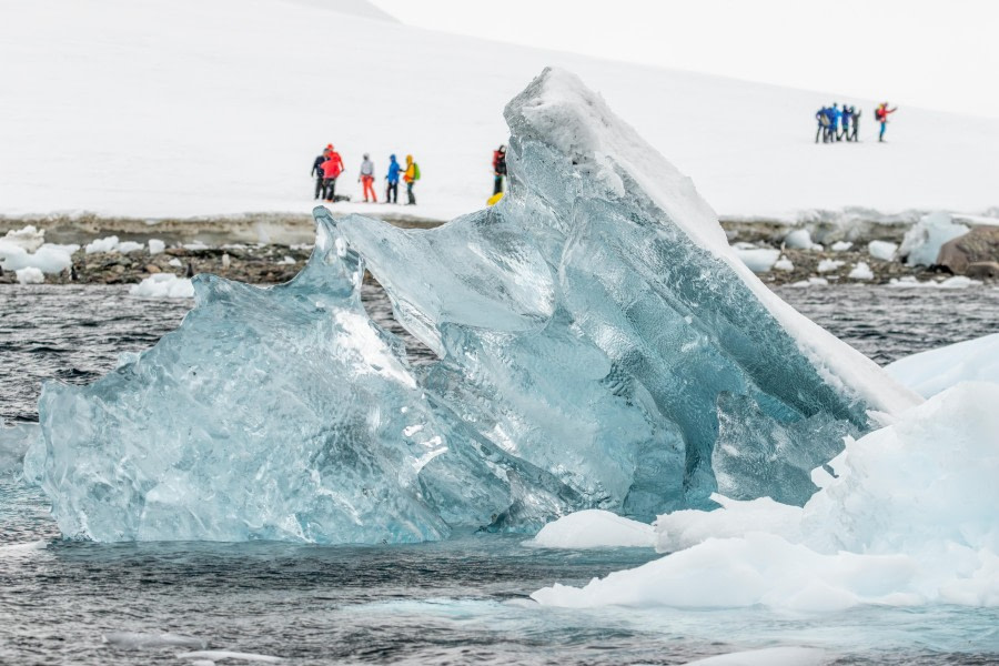 Port de Neko et île de Danco