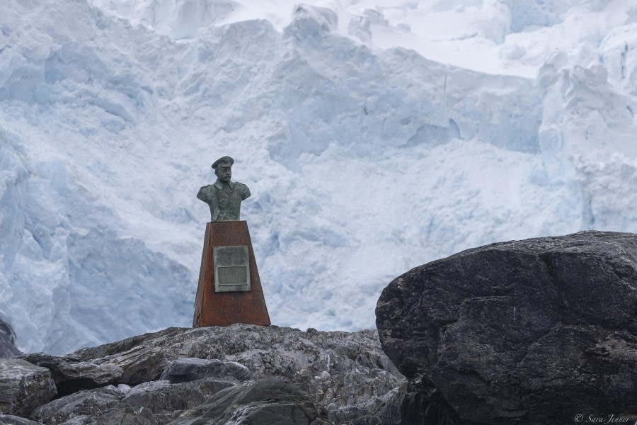 Elephant Island and Bridgeman Island