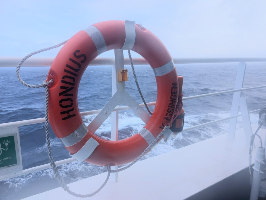 At sea, sailing towards Ushuaia