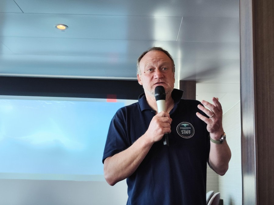 At sea towards Ushuaia