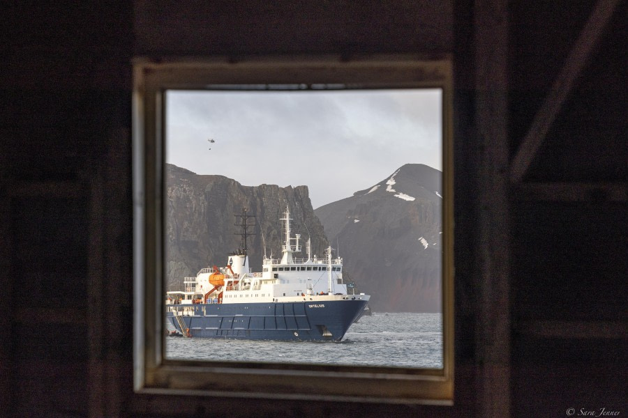 Deception Island / Whalers Bay