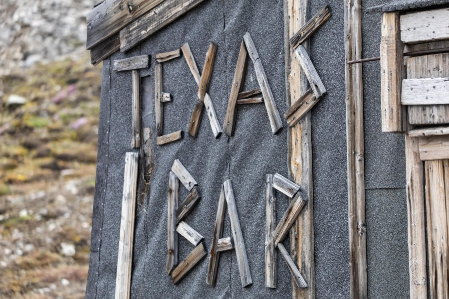 Monacobreen & Texas Bar