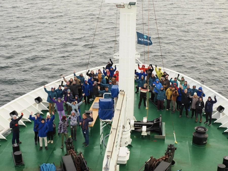 Cuverville, Ship Cruise