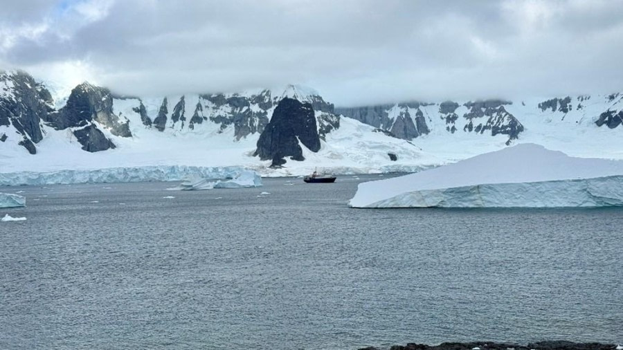 Melchior Islands and Orne Island