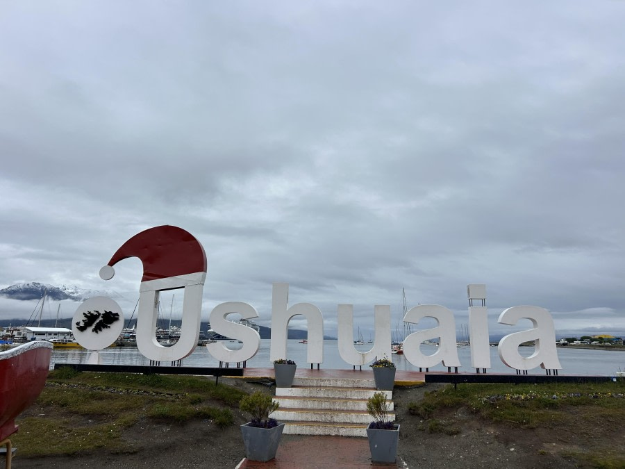 Ushuaia, Disembarkation Day
