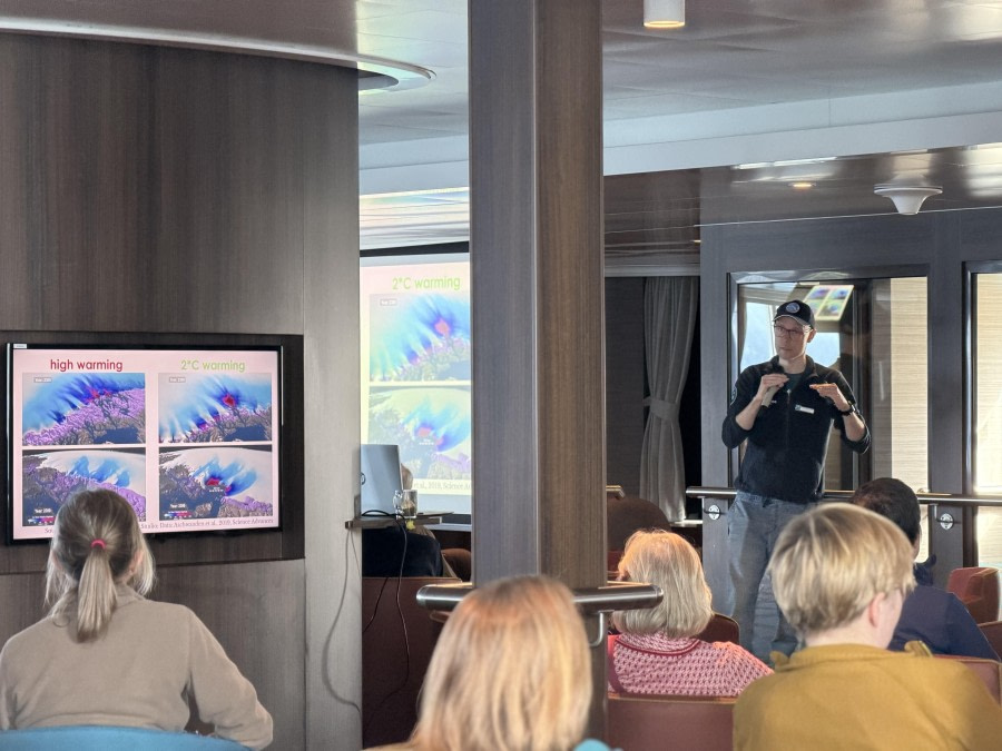 Drake Passage, at sea to Ushuaia