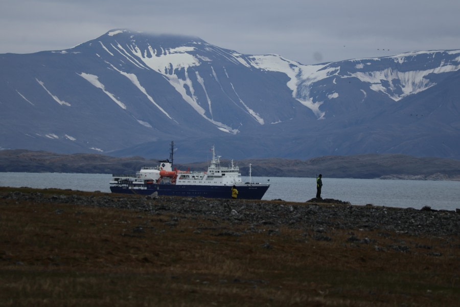 Longyearbyen, Embarkation Day