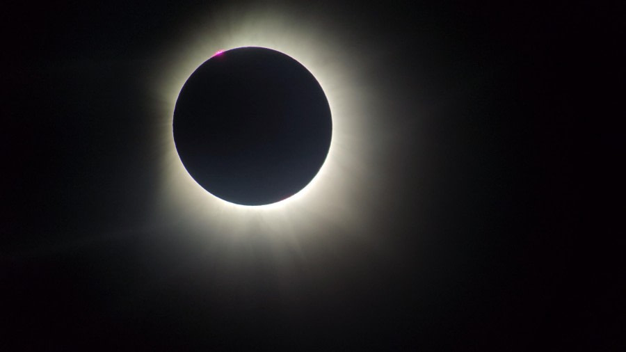 Røde Ø & the Total Eclipse