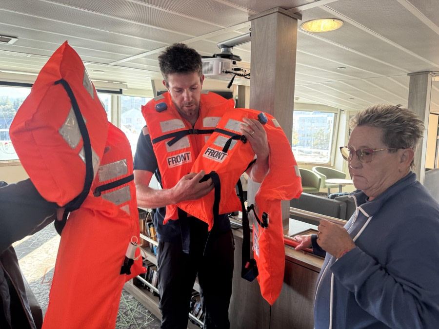 Embarkation Day - Akureyi